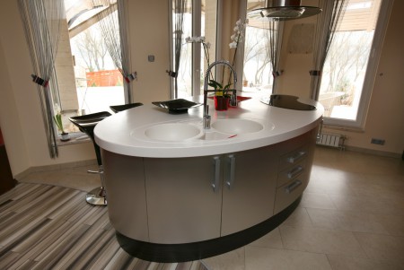 konyhabútor_konyhasziget_mosogatóval_beépített_főzőlappal_egyedi tervezés